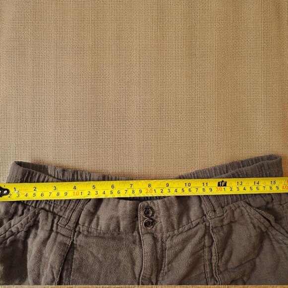 Brown Utility Cargo Shorts – Size 9 – 100% Cotton Stretch Waist Pockets Casual - Picture 6 of 8